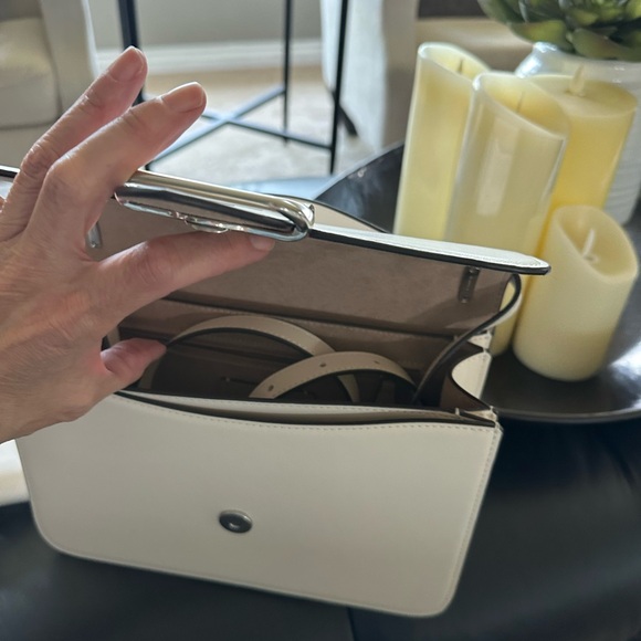 COACH LRG SQUARE XBODY IN CHALK SILVER HARDWARE - Picture 8 of 8